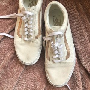 Vans “old skool” sneakers